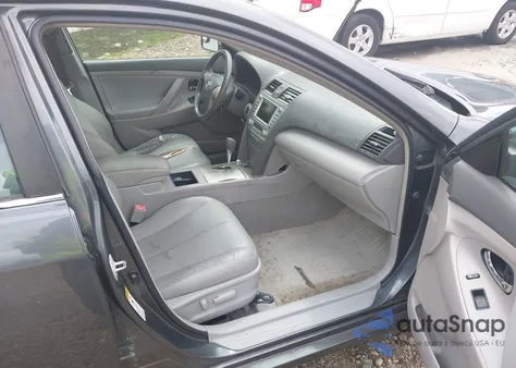 2009 Toyota Camry Hybrid z USA, uszkodzony, nr VIN 4T1BB46K49U072680